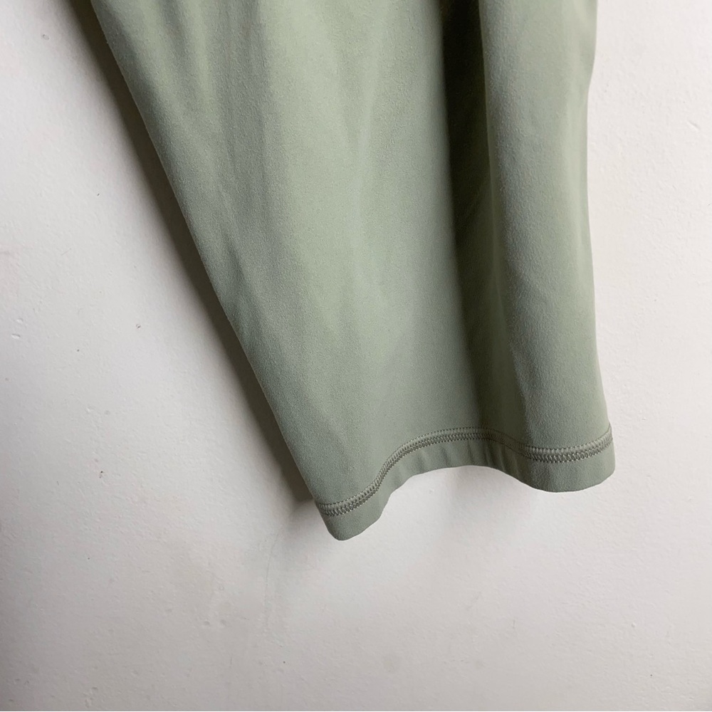 Athleta Salutation Stash Pocket II Capri Pant Eucalyptus Green size 3X - Picture 8 of 12
